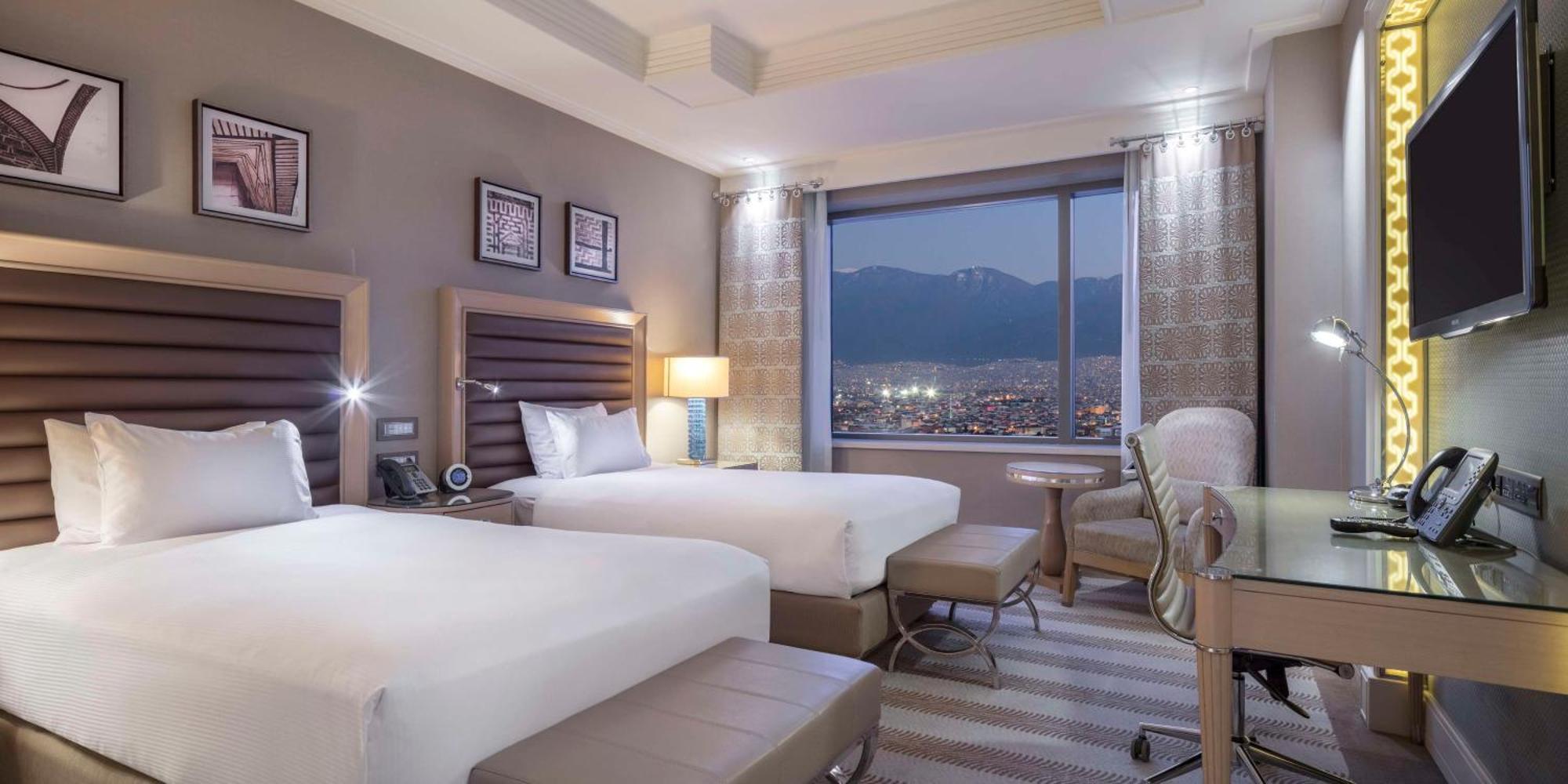 Hilton Bursa Convention Center & Spa Exterior photo